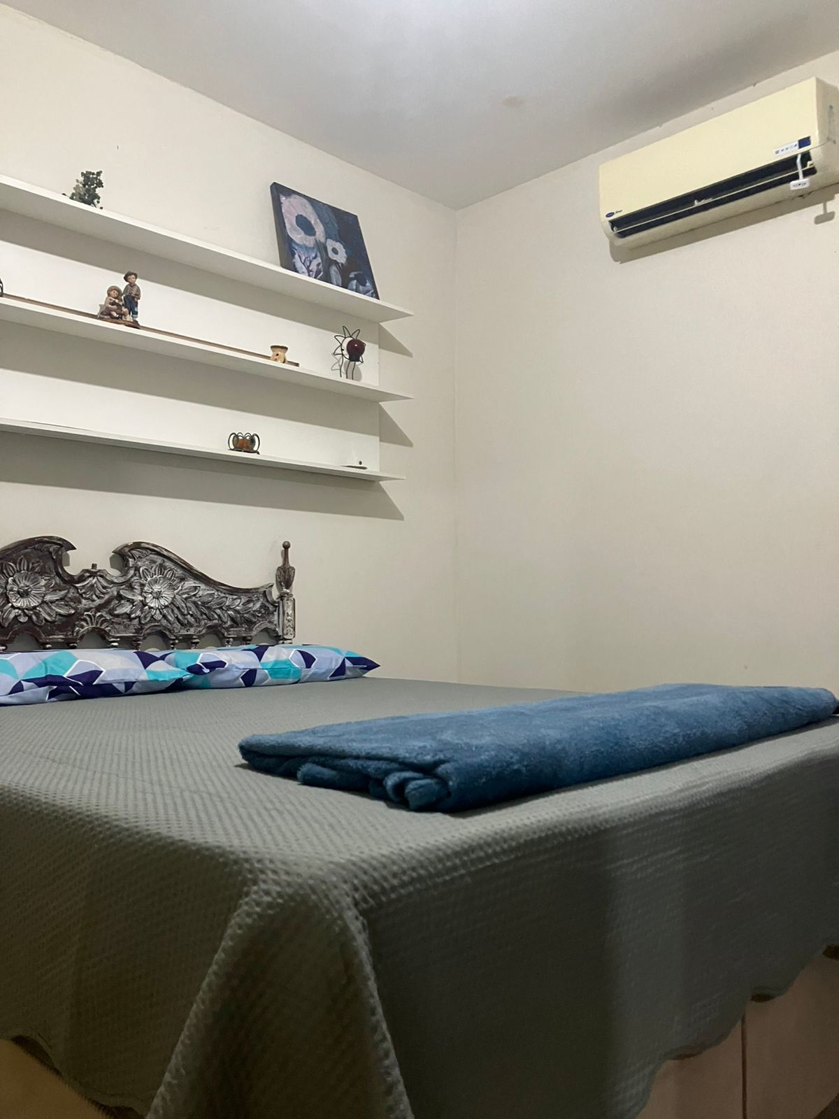 Quarto 3 — cama de casal com ar-condicionado